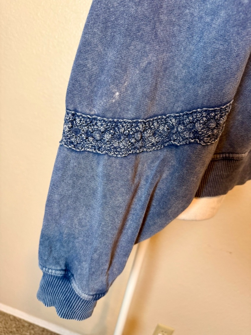Aerie Hey Crochet Mineral Wash Blue Sweatshirt Crochet Lace Detail Oversize XS - Picture 11 of 15